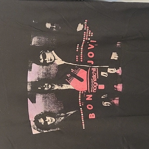 BonJovi World Tour 2009 Tshirt - Picture 2 of 5
